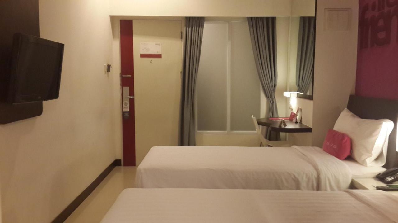 Favehotel Pluit Junction Yakarta Exterior foto