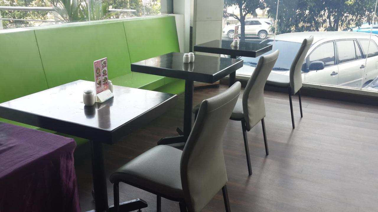 Favehotel Pluit Junction Yakarta Exterior foto
