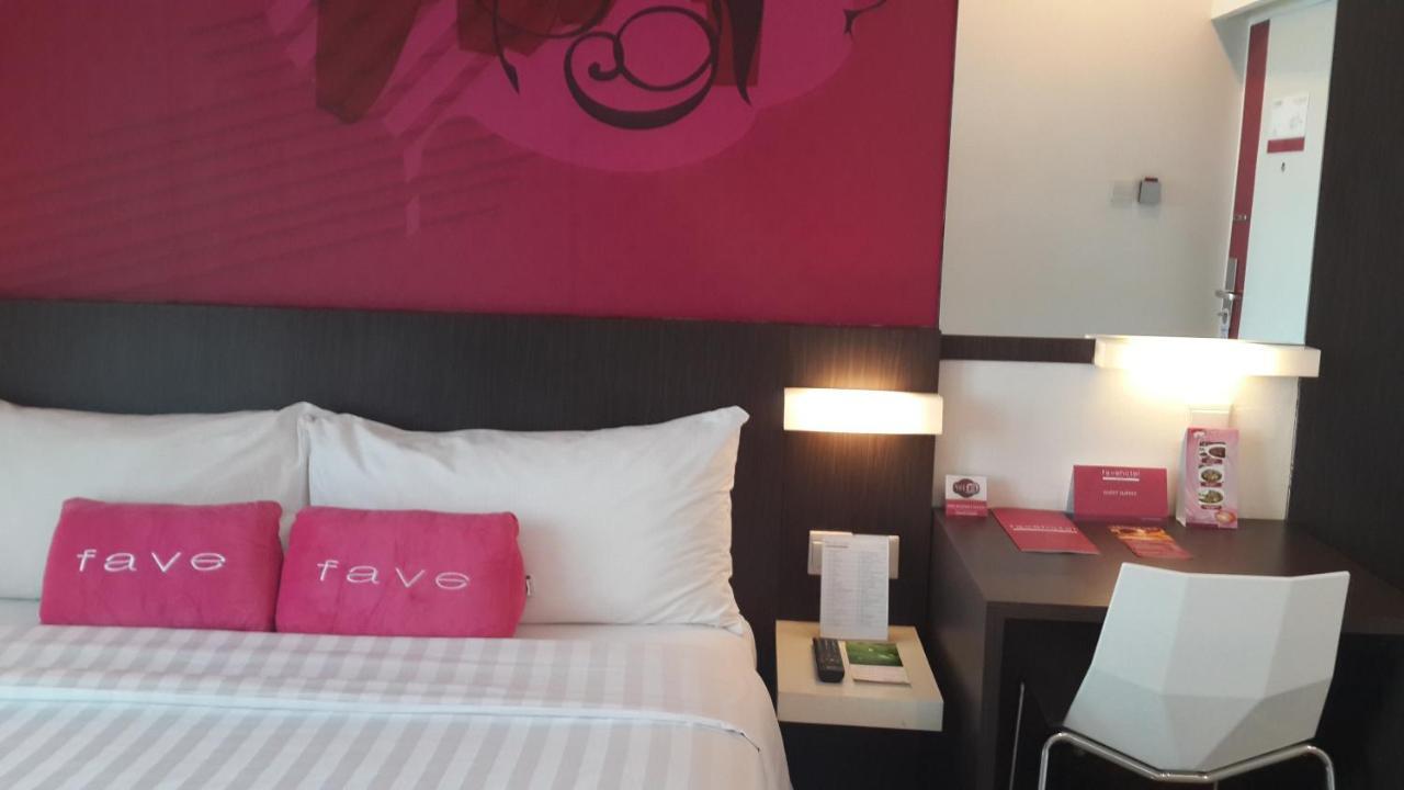 Favehotel Pluit Junction Yakarta Exterior foto