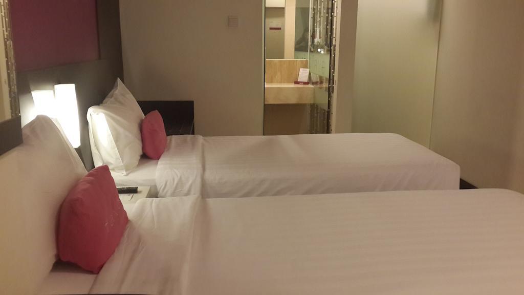 Favehotel Pluit Junction Yakarta Exterior foto