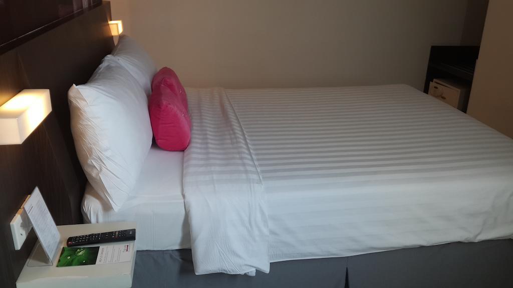 Favehotel Pluit Junction Yakarta Exterior foto
