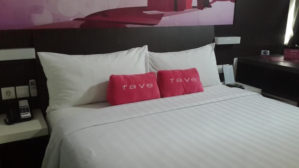 Favehotel Pluit Junction Yakarta Exterior foto
